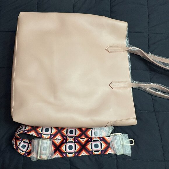 Charley Was Here 3-in-1 "Frankie" Tote w/ Hobo Bag & Wristlet - NWT/NIP - Picture 7 of 16